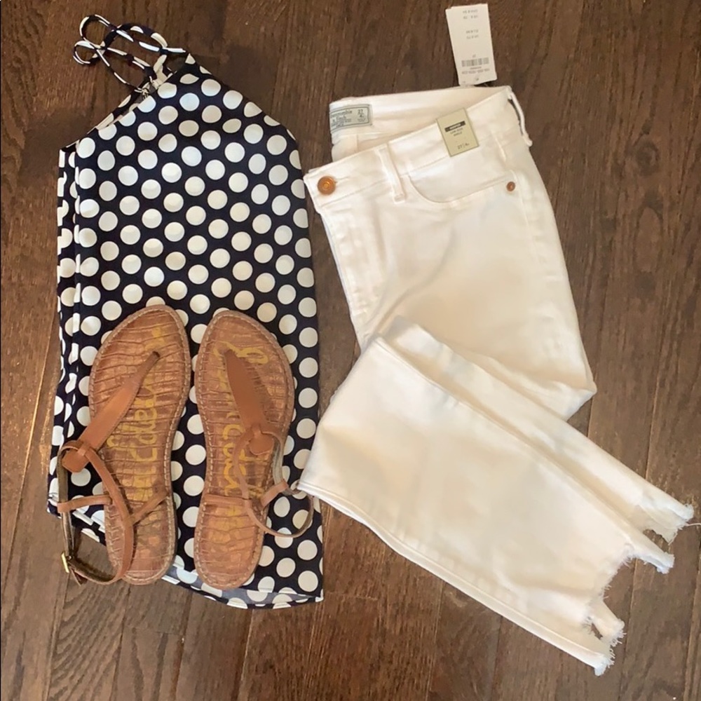 Abercrombie white jeans NWT